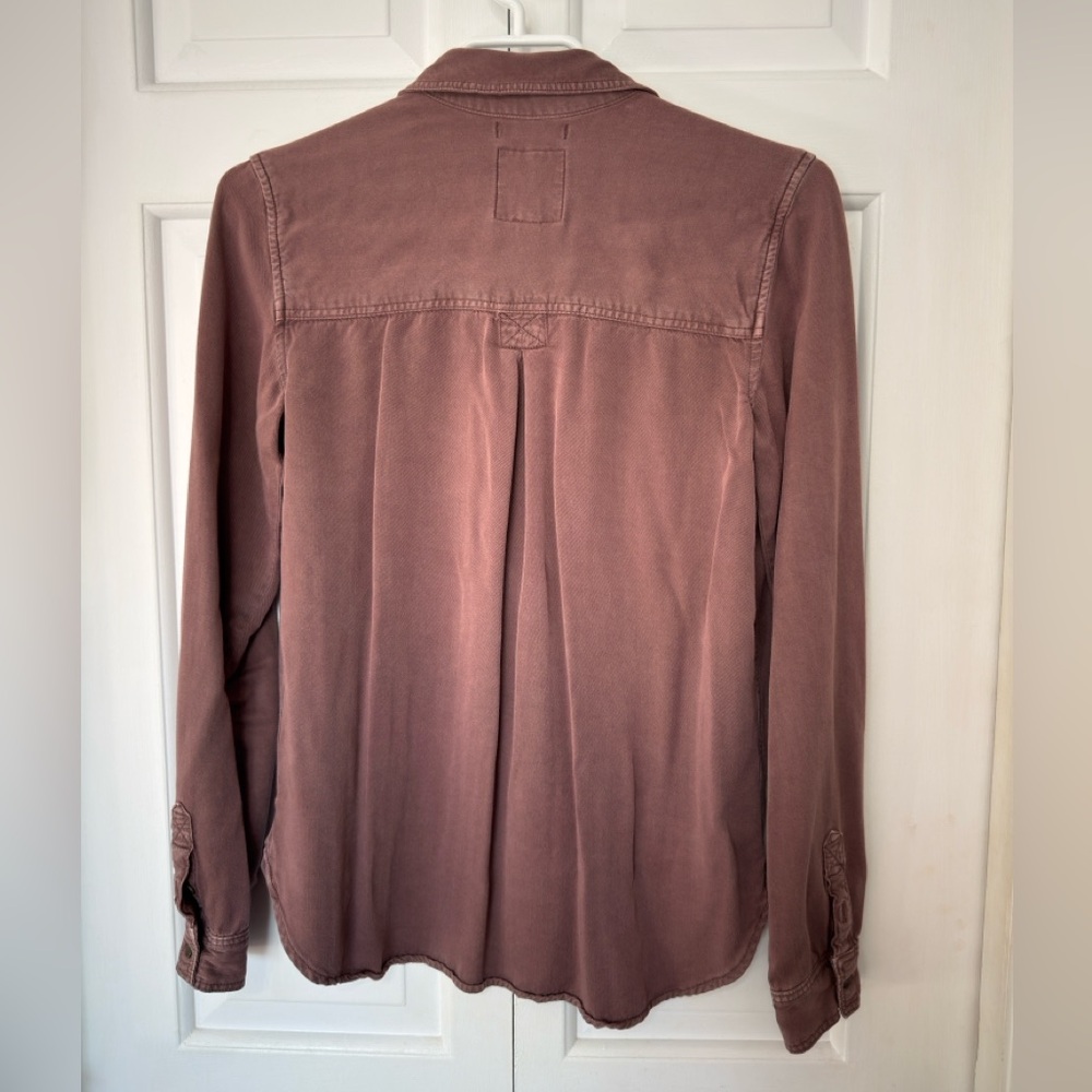 American Eagle Dusty Rose Boyfriend Fit Shirt - Picture 2 of 8